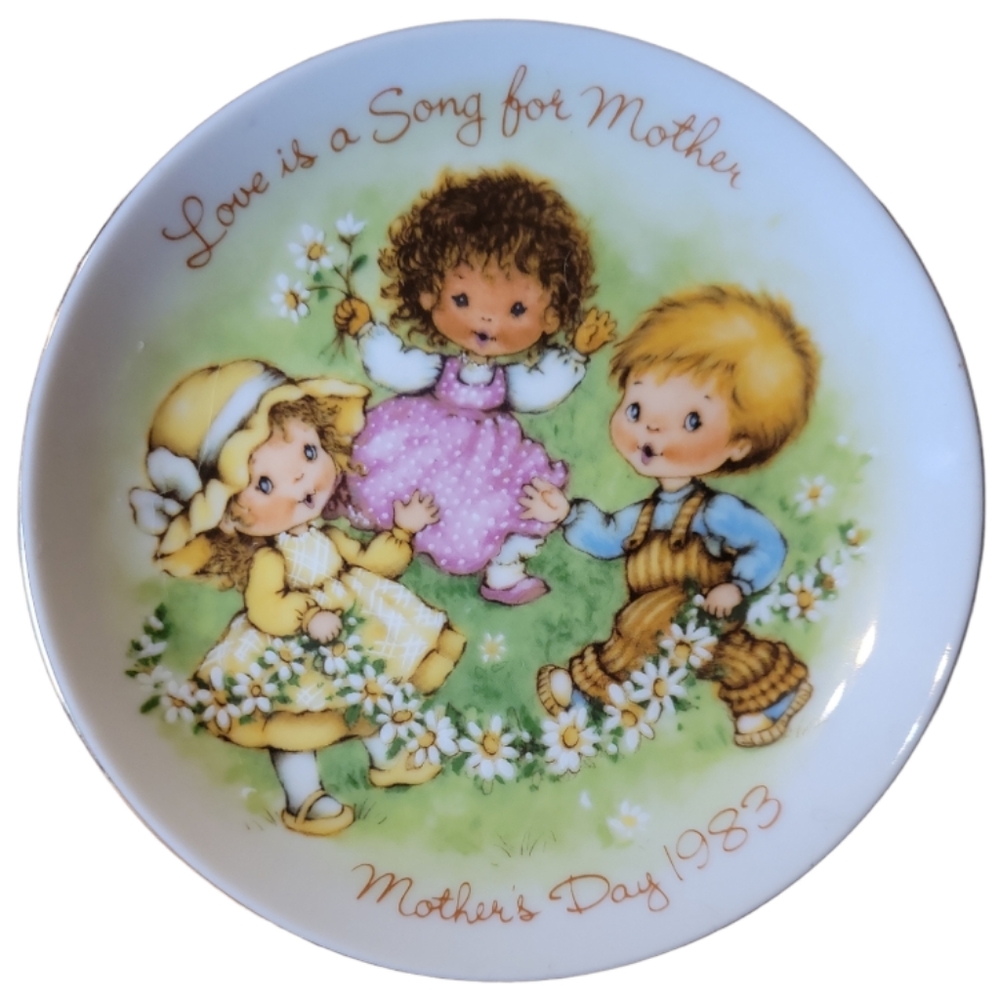 Vtg 1983 Mother's Day Plate Avon Song For Mother 22KT Gold Accents